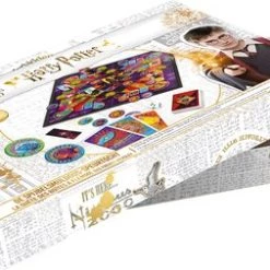 Wizarding World Of Harry Potter Harry Potter - De Spijbelsmuldoos-Speurtocht - Bordspel - Gezelsschapsspel - FR/NL 19 Wizarding World Of Harry Potter Harry Potter - De Spijbelsmuldoos-Speurtocht - Bordspel - Gezelsschapsspel - FR/NL -Bordspellen Verkoopwinkel 550x253