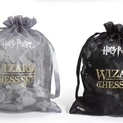 Harry Potter Wizard Chess Set - Schaakspel -Bordspellen Verkoopwinkel 550x329 2