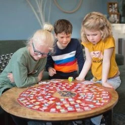 BS Toys Cats And Hats Bordspel - Kinderspeelgoed Voor Binnen - 2-6 Spelers - Speelgoed Vanaf 6 Jaar -Bordspellen Verkoopwinkel 550x366 347