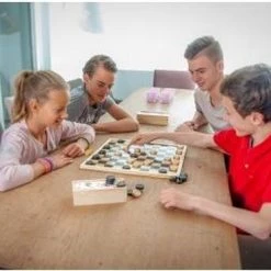 Longfield Games Schaak/dambord. Afm. 40 X 40 Cm. Verpakt In Shrink 14 Longfield Games Schaak/dambord. Afm. 40 X 40 Cm. Verpakt In Shrink -Bordspellen Verkoopwinkel 550x369 2