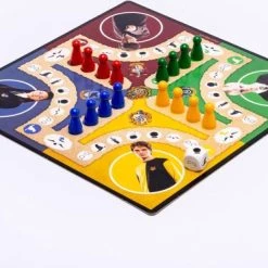 Wizarding World Of Harry Potter Harry Potter - 4-in-1 Spellendoos - Molenspel - Dammen - Ludo (Mens-Erger-Je-Niet) - Kaartspel - Bordspel Verzameling - Game Compendium 8 Wizarding World Of Harry Potter Harry Potter - 4-in-1 Spellendoos - Molenspel - Dammen - Ludo (Mens-Erger-Je-Niet) - Kaartspel - Bordspel Verzameling - Game Compendium -Bordspellen Verkoopwinkel 550x371 13