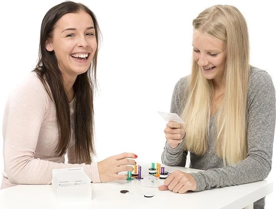 Tactic IKNOW - Nieuwe Editie - Bordspel 2 Tactic IKNOW - Nieuwe Editie - Bordspel - Afbeelding 2