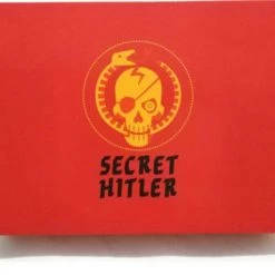 Merkloos Secret Hitler | Bordspel | Engelstalig | Compacte Versie