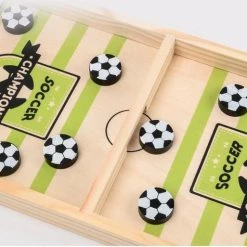 WEBU Soccer Champions Voetbalspel - Tafelvoetbalspel - Voetbal Bordspel Voor Kinderen Gezelschapsspel - Slingpuck - Cadeau - Drie Jaar En Ouder -Bordspellen Verkoopwinkel 550x513 3