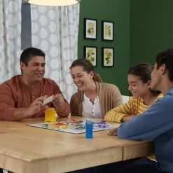 Hasbro Gaming Trivial Pursuit Familie Editie - Bordspel -Bordspellen Verkoopwinkel 550x550 126