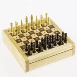 Longfield POCKET CHESS RUBBER WOOD 12 X 12 CM - KING 21 MM